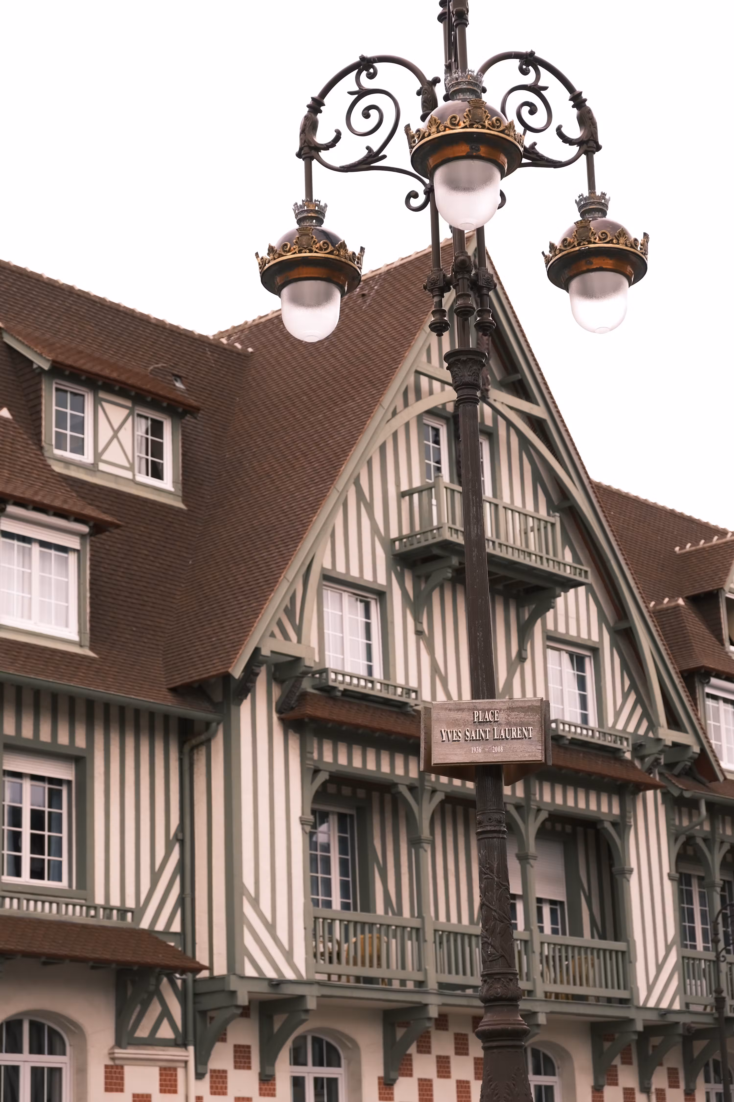 Yves Saint-Laurent bought the castle of a writer he was fond of, located right next to Deauville. The area is full of very expensive properties.