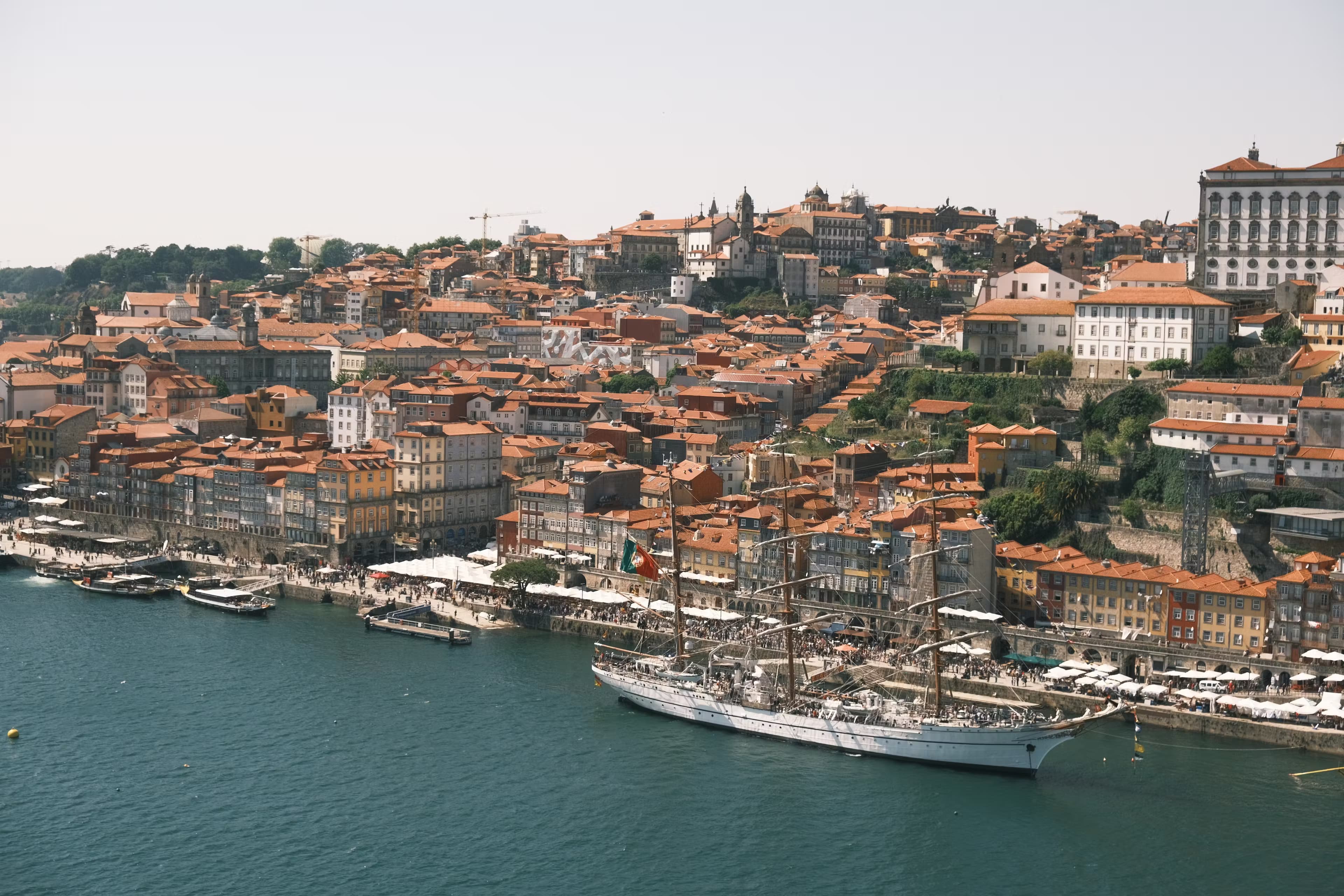Sagres III, a boat used by the Navy to teach recruits how to sail.