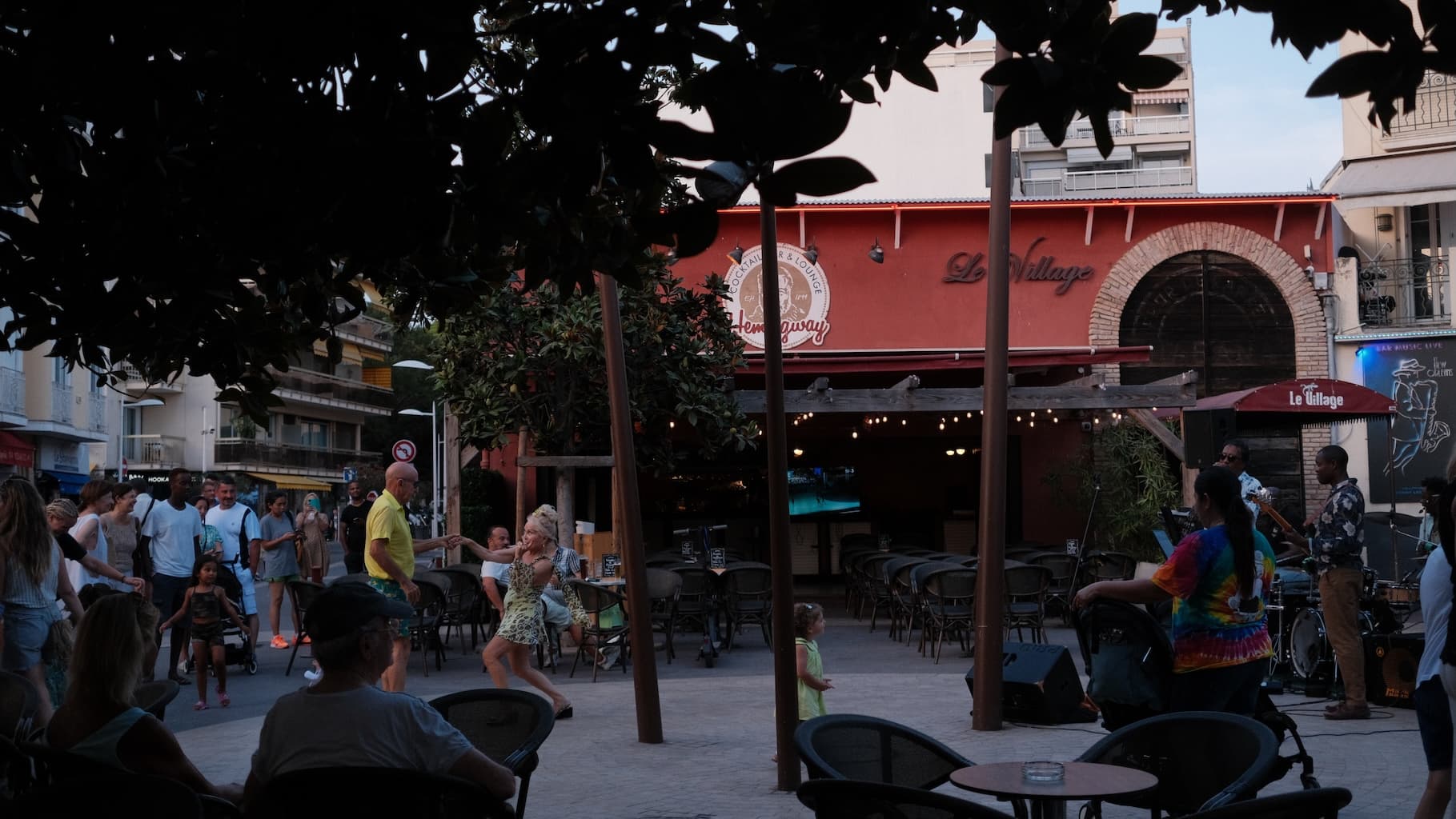 Juan-les-Pins, next to Antibes, is really something!